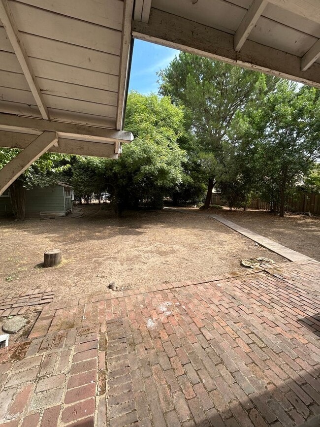 Building Photo - 1153 Arcadian Ave