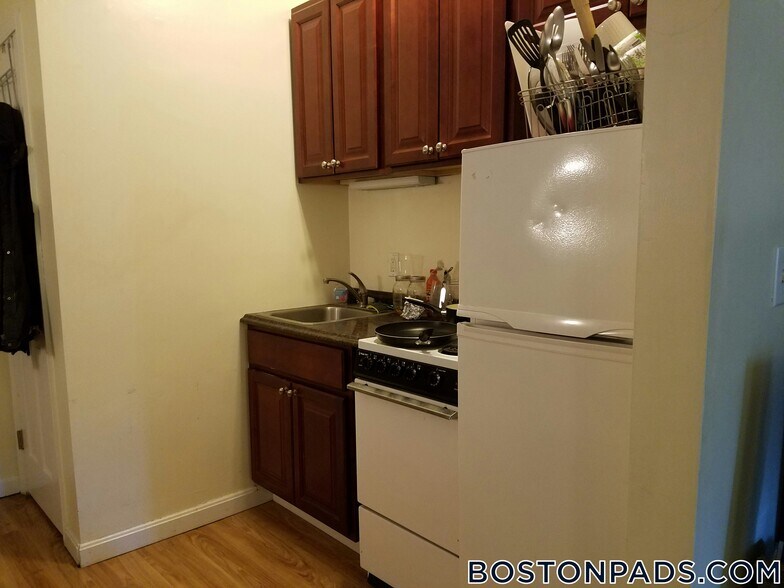 Building Photo - 59 S Huntington Ave