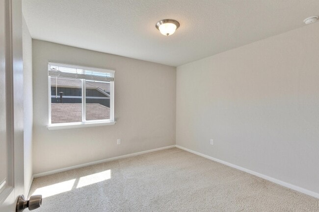 Building Photo - 2014 Arborside Dr