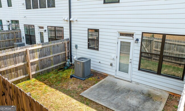 Building Photo - 108 Cannondale Dr
