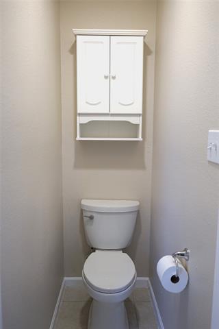 Building Photo - 6322 Woolwich Dr