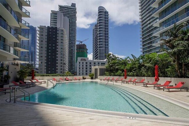 Building Photo - 1100 S Miami Ave