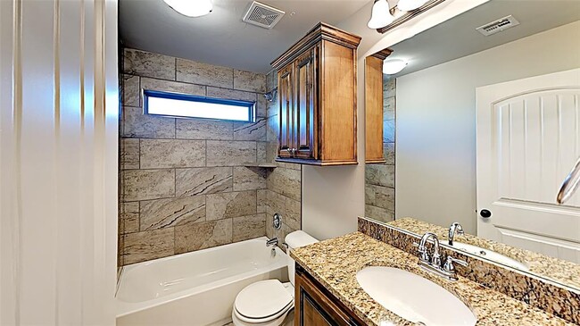 Building Photo - 1812 W Blake Way