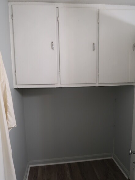 Cabinets in Bathroom. - 456 Franklin St