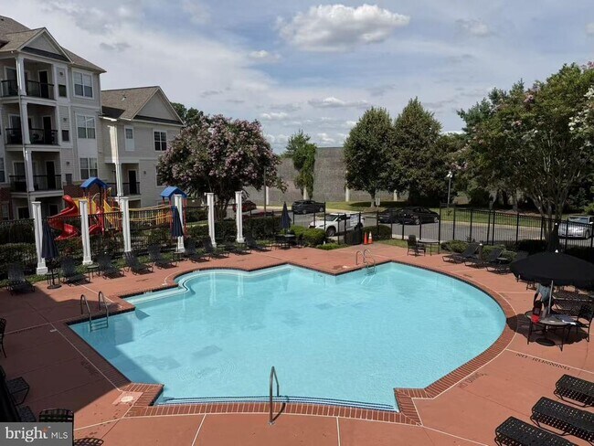 Building Photo - 11353 Aristotle Dr
