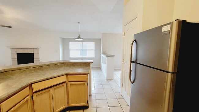 Building Photo - Charming 4 bedroom, 3 bath home in West Side El Paso!