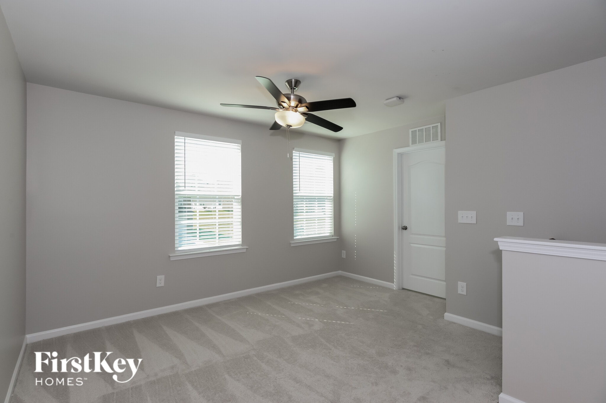 Building Photo - 16021 Pela Croix Dr