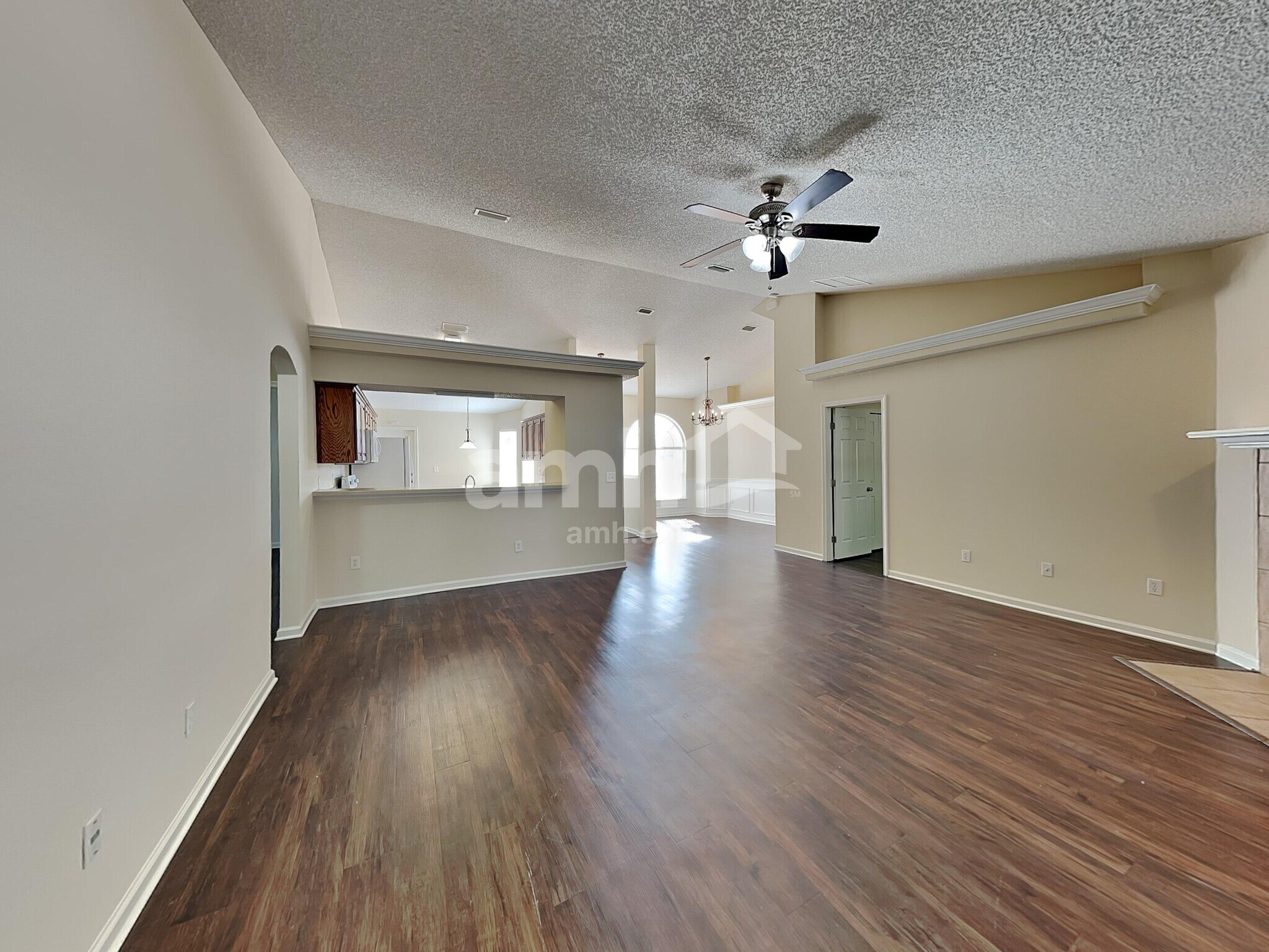 Building Photo - 2952 Majestic Oaks Ln