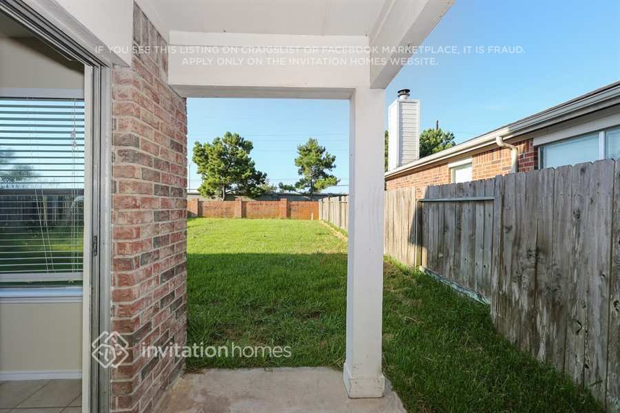 Building Photo - 21407 Somerset Park Ln