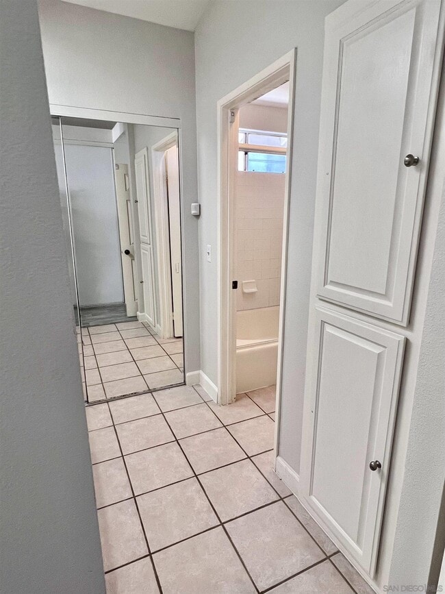 Building Photo - 12168 Waverly Downs Ln