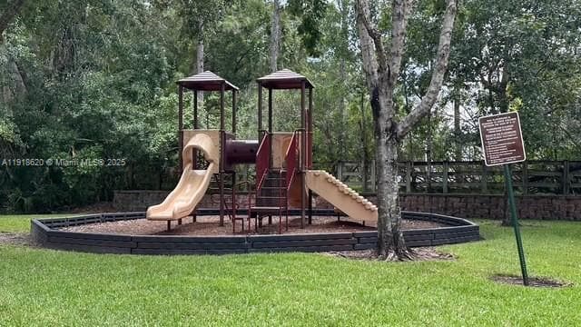 Building Photo - 1301 Tuscan Terrace