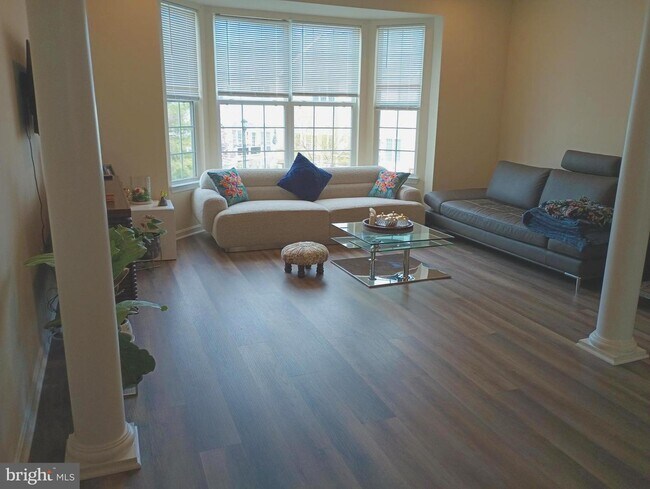 Building Photo - 42133 Fremont Preserve Square