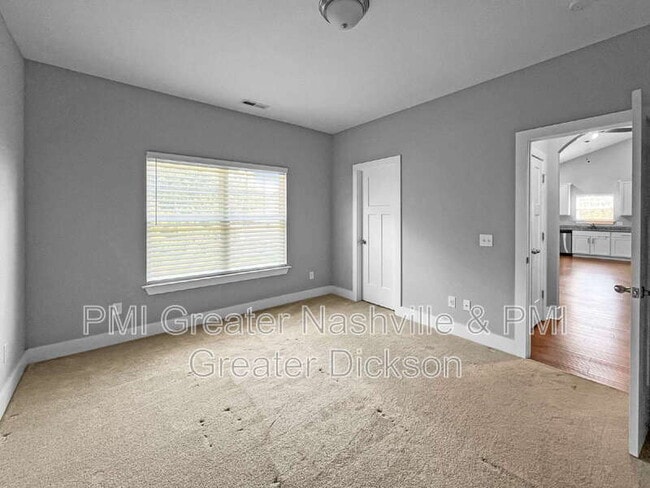 Building Photo - 202 Wyburn Pl