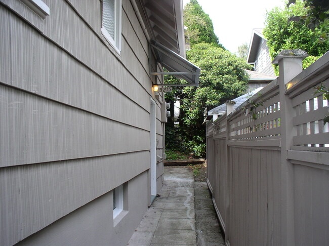 Building Photo - 5215 21st Ave NE