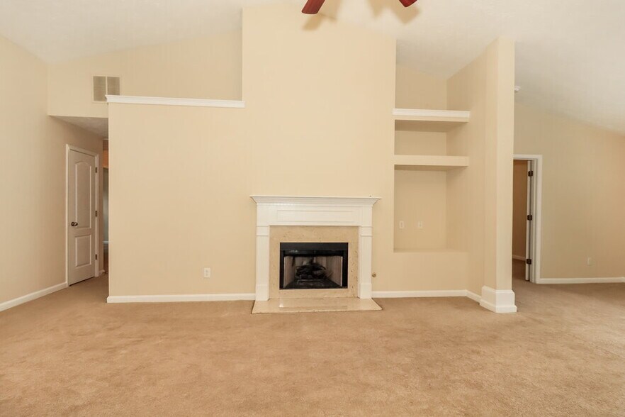 Building Photo - 1678 Sylvia Ct NE