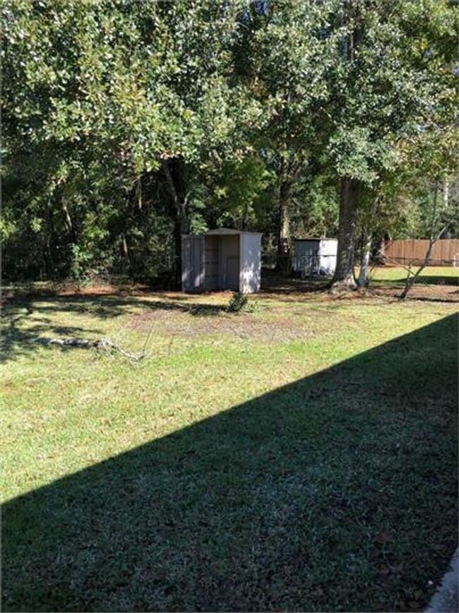 Building Photo - 3-bedroom, 2-bathroom home in Houma