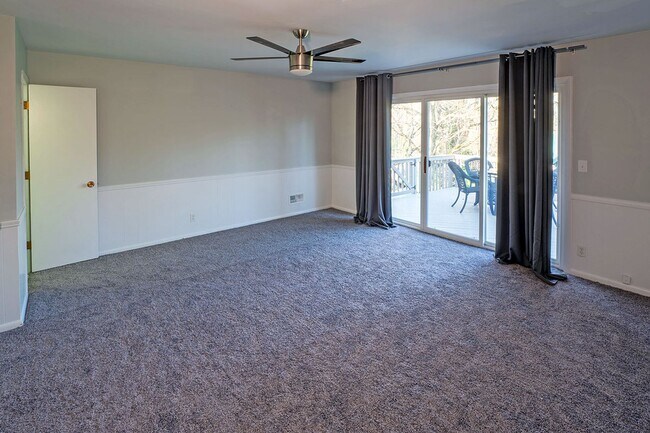 Building Photo - Beautiful, one of a kind property on four ...