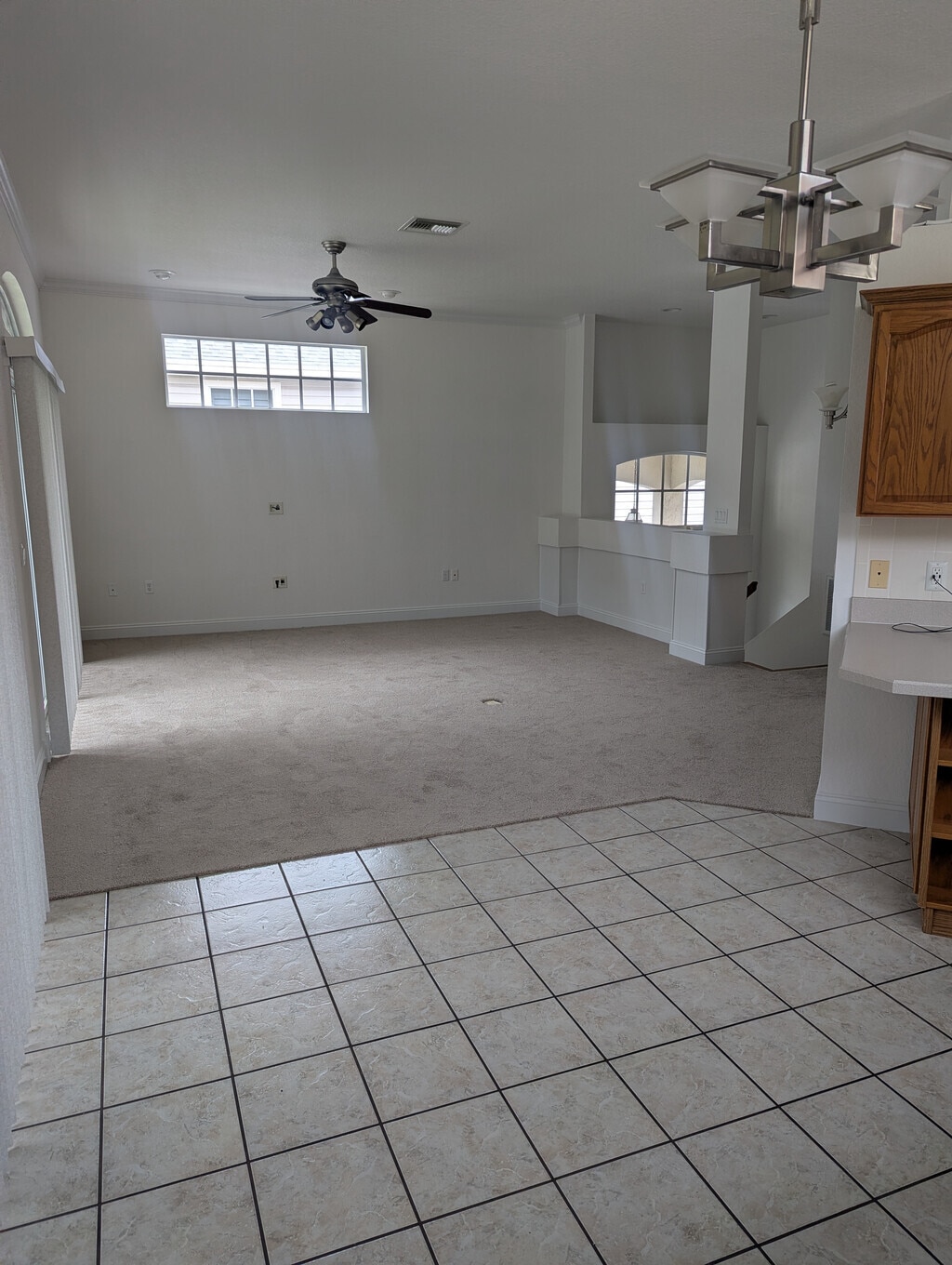 Building Photo - 475 Kiwi St