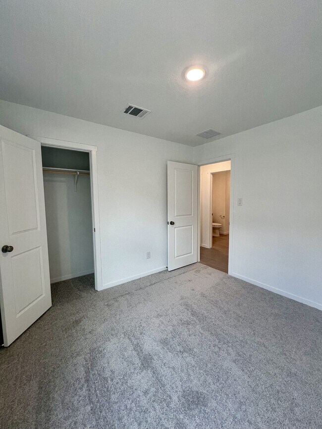 Building Photo - 9178 Trails End