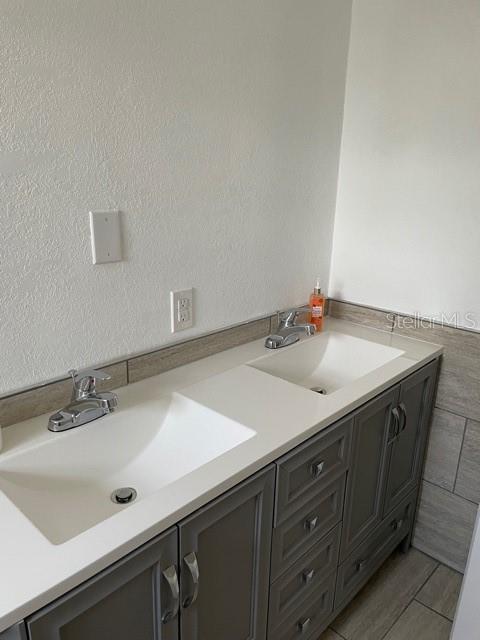 Building Photo - 4083 30th Ave N