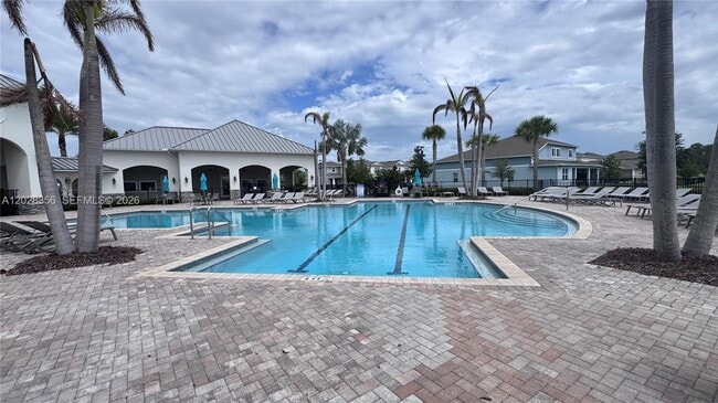 Building Photo - 14103 Lanikai Beach Dr