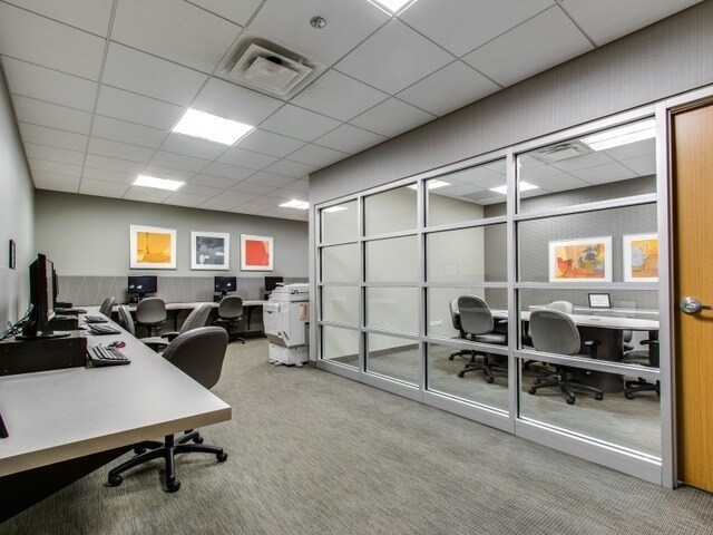 Building Photo - 225 N Columbus Dr