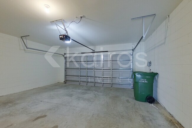 Building Photo - 32129 Katelin Cir