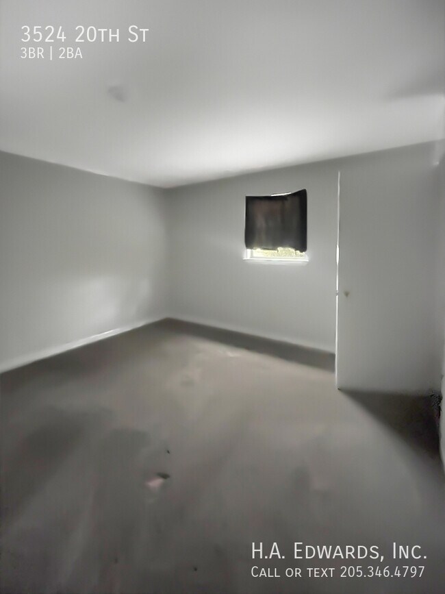 Building Photo - 3524 20th St