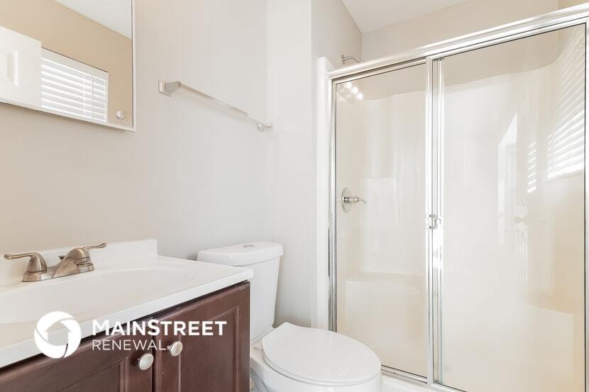 Building Photo - 3064 Laurel Village Cir