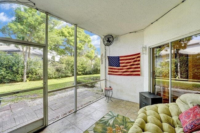 Building Photo - 6555 Via Regina