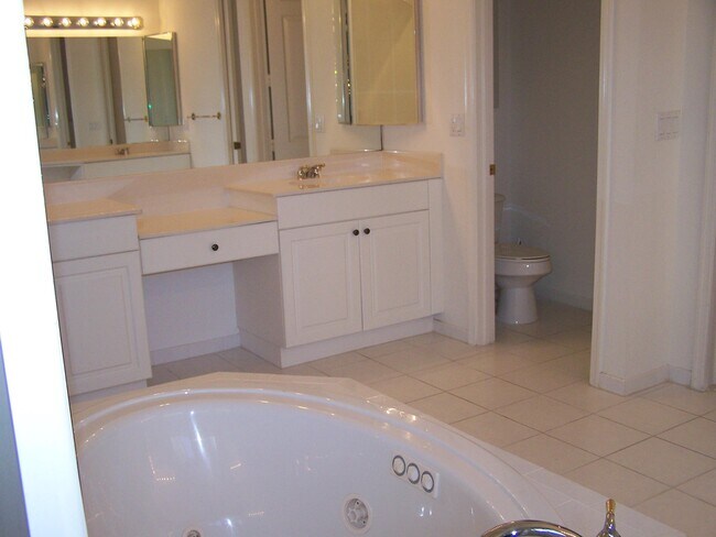Building Photo - 11878 Osprey Point Cir
