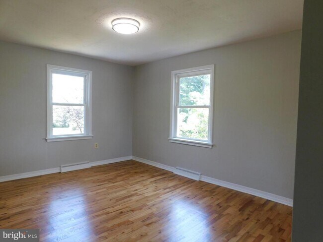 Building Photo - 2251 Senseny Rd