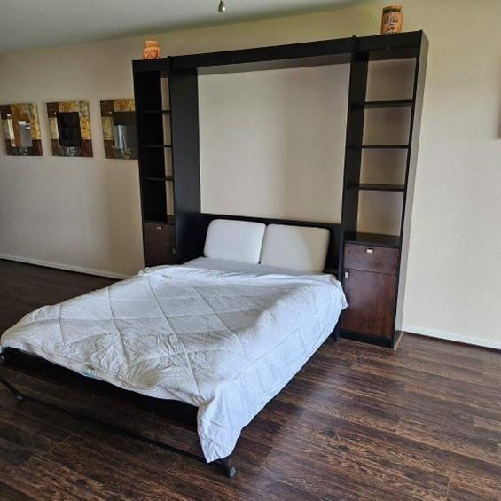 Building Photo - 15575 Marina Dr