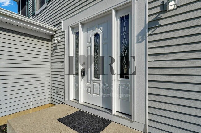 Building Photo - 5066 Ivywild Ave
