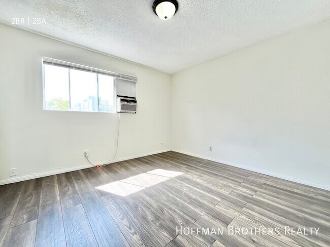 Building Photo - 4355 Toland Way