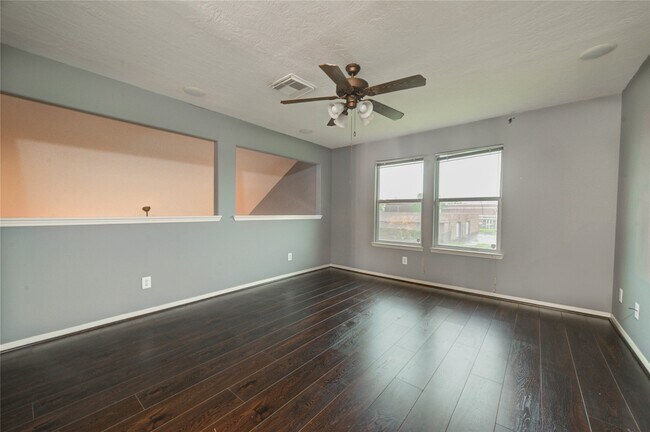 Building Photo - 2931 Meadowglen Cove