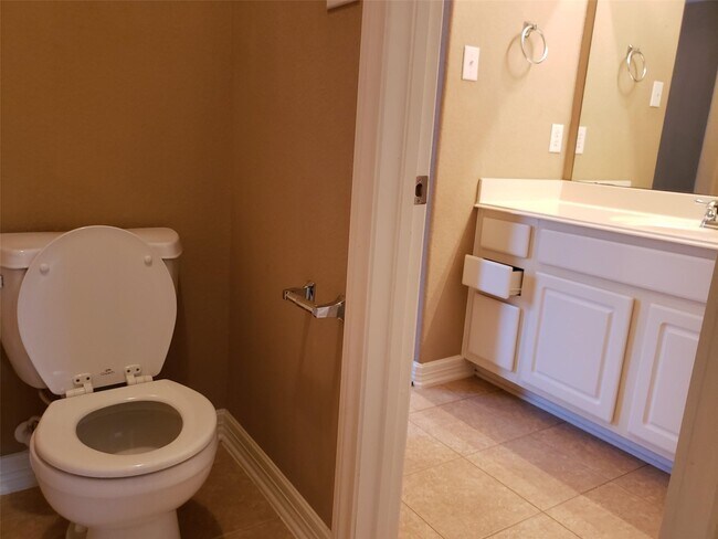 Building Photo - 3607 Cat Springs Ln