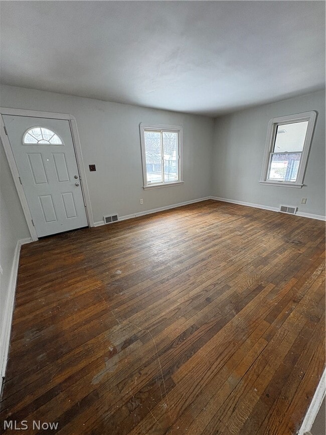 Building Photo - 751 Wilbur Ave