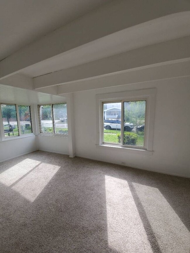 Building Photo - Newly Renovated 4BR/1BA Single-Family Home with Garage – Cleveland