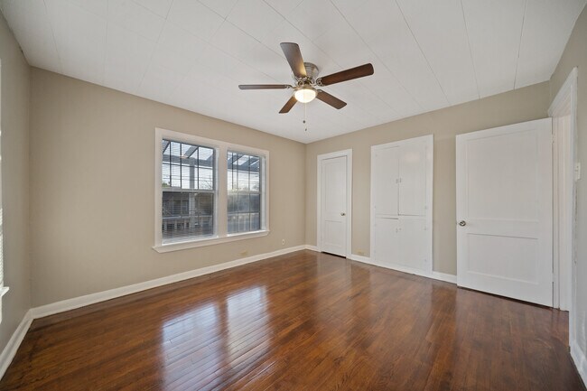 Building Photo - 103 Cosgrove St