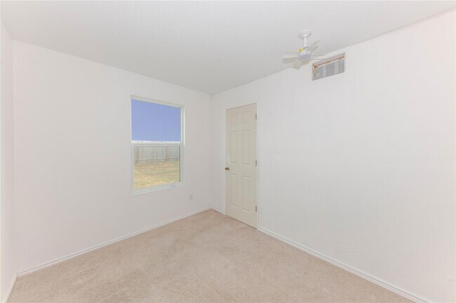 Building Photo - 1129 Catfish Ln