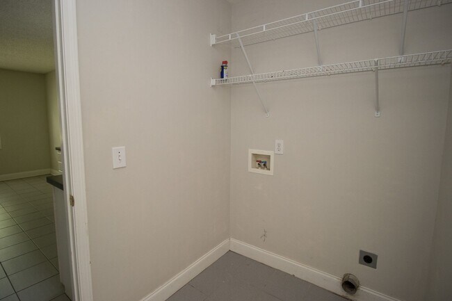 Building Photo - Coming Soon – Charming 3 Bedroom, 2 Bath H...