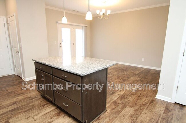 Building Photo - 1043 Myers Point Dr