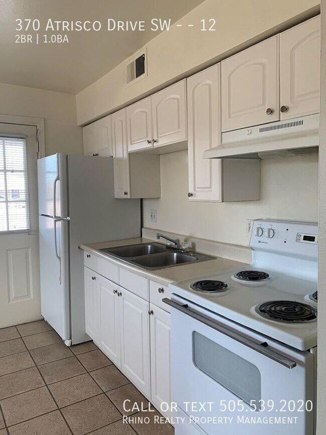 Building Photo - 370 Atrisco Dr SW