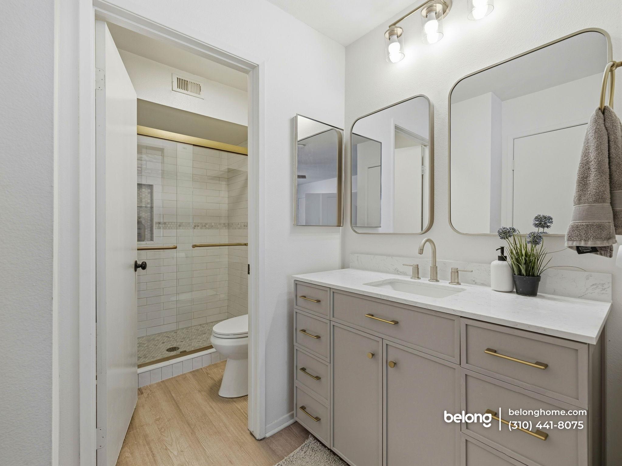 Building Photo - 26914 Flo Ln