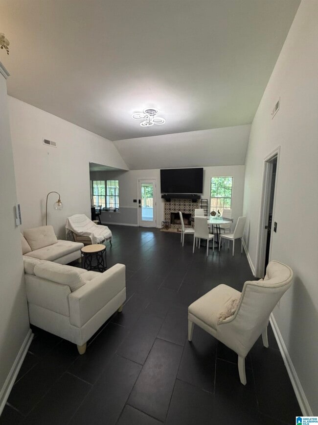 Building Photo - 8012 Rockhampton Cir