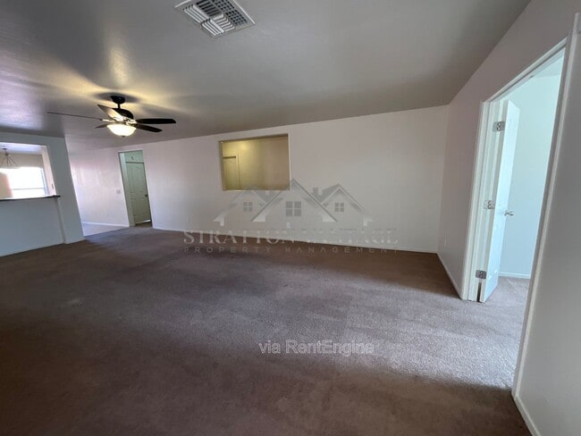 Building Photo - 11580 W Duran Ave