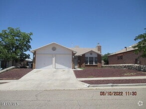 Building Photo - 733 Colchester Dr