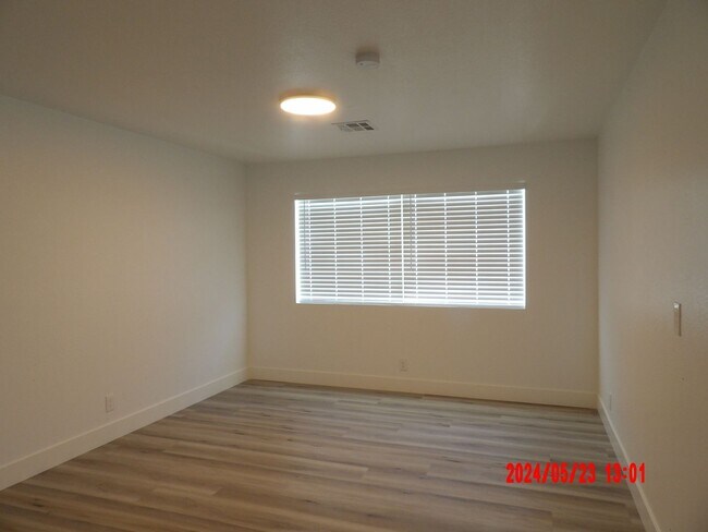 Building Photo - 4240 Gaye Ln