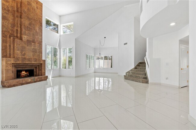 Building Photo - 3004 Sun Lake Dr
